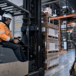 Devenir cariste : cariste avec CACES R.489 en entrepôt logistique