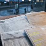 Salaires SNCF : fiche de paie contrôleur et repères salariaux 30 250 €